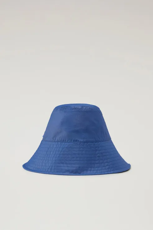 Cappello da pioggia in misto cotone e nylon                                                                                     