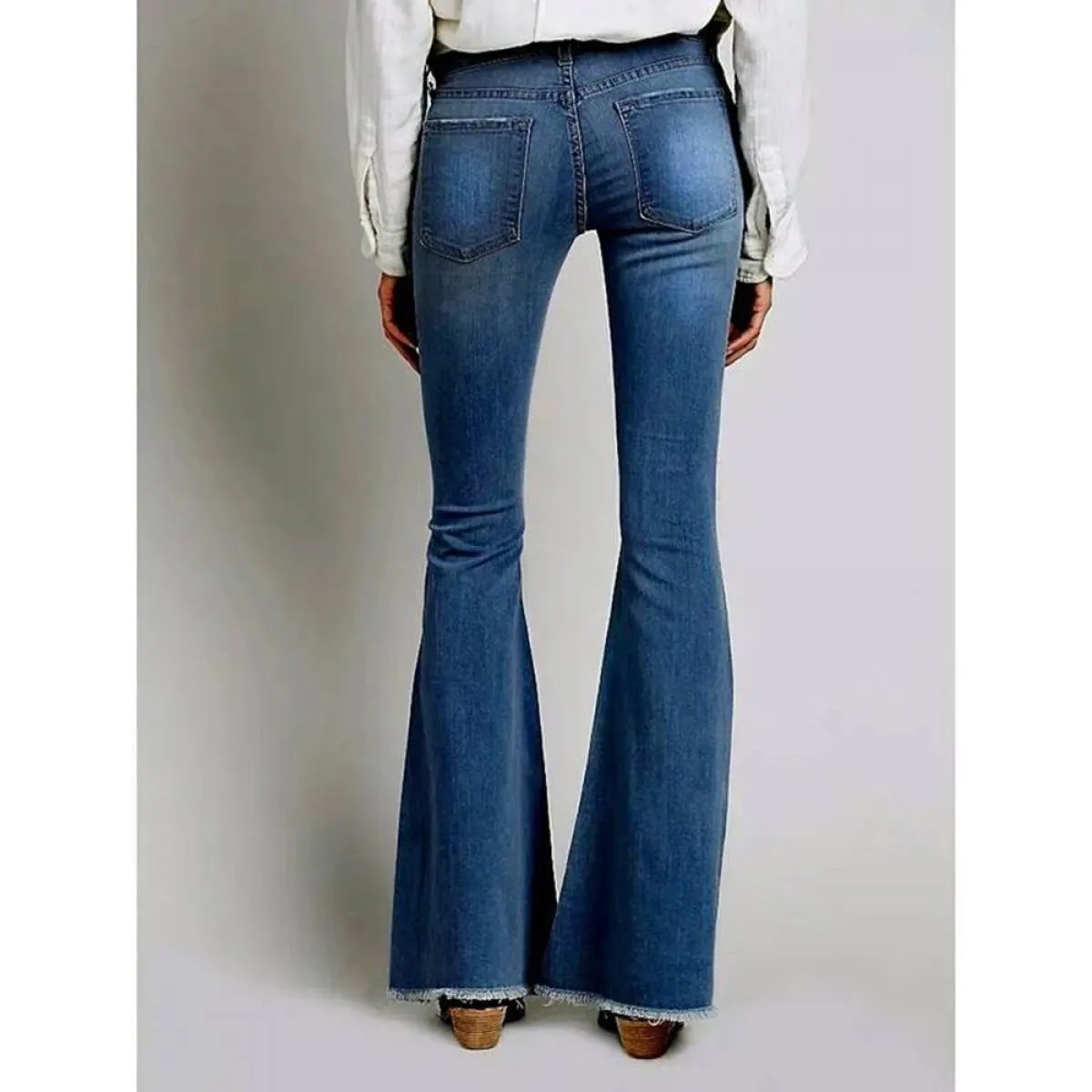 Pantaloni da donna in denim 2023 pantaloni a zampa larga autunnali e invernali a vita alta Jeans slim a vita alta da donna da uf