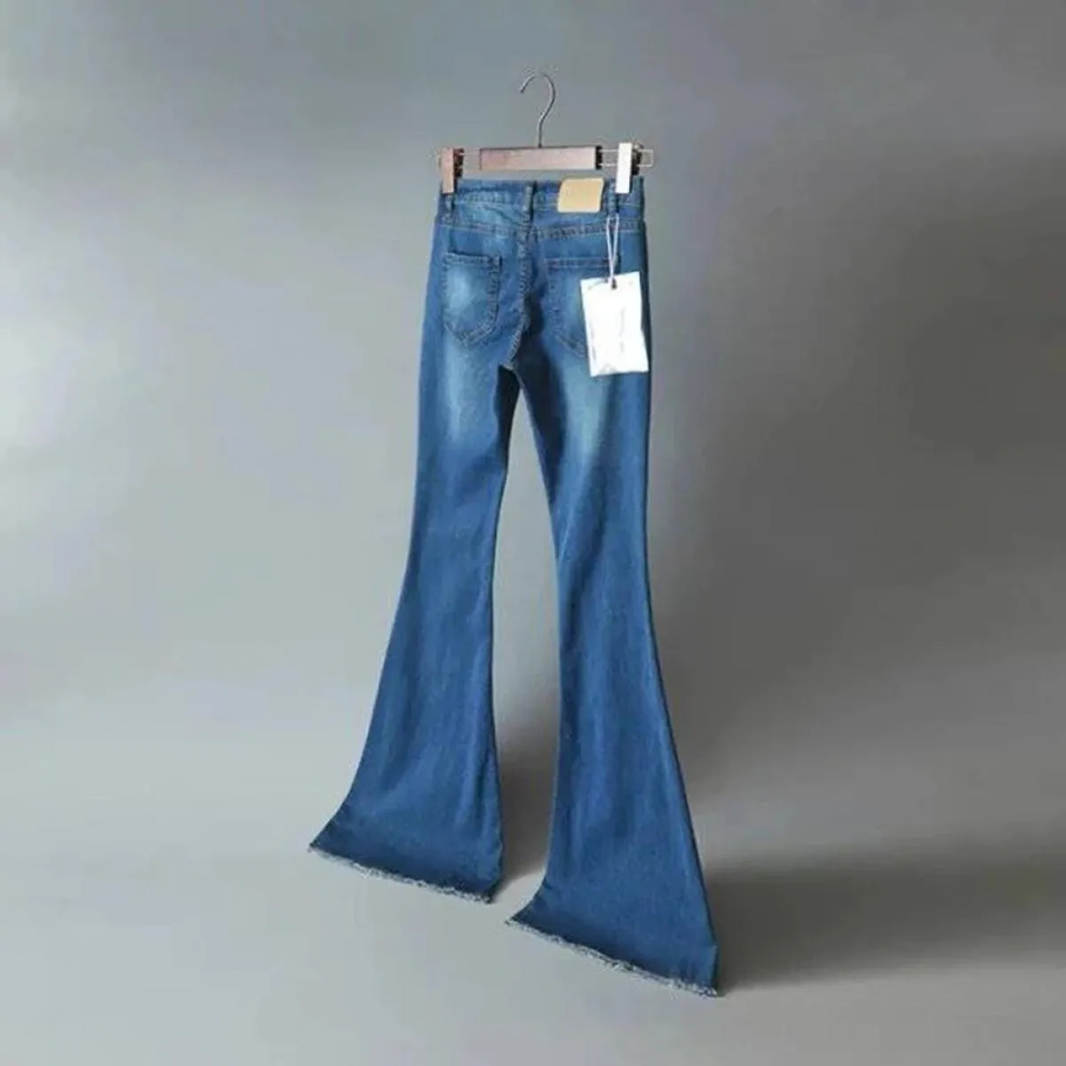 Pantaloni da donna in denim 2023 pantaloni a zampa larga autunnali e invernali a vita alta Jeans slim a vita alta da donna da uf