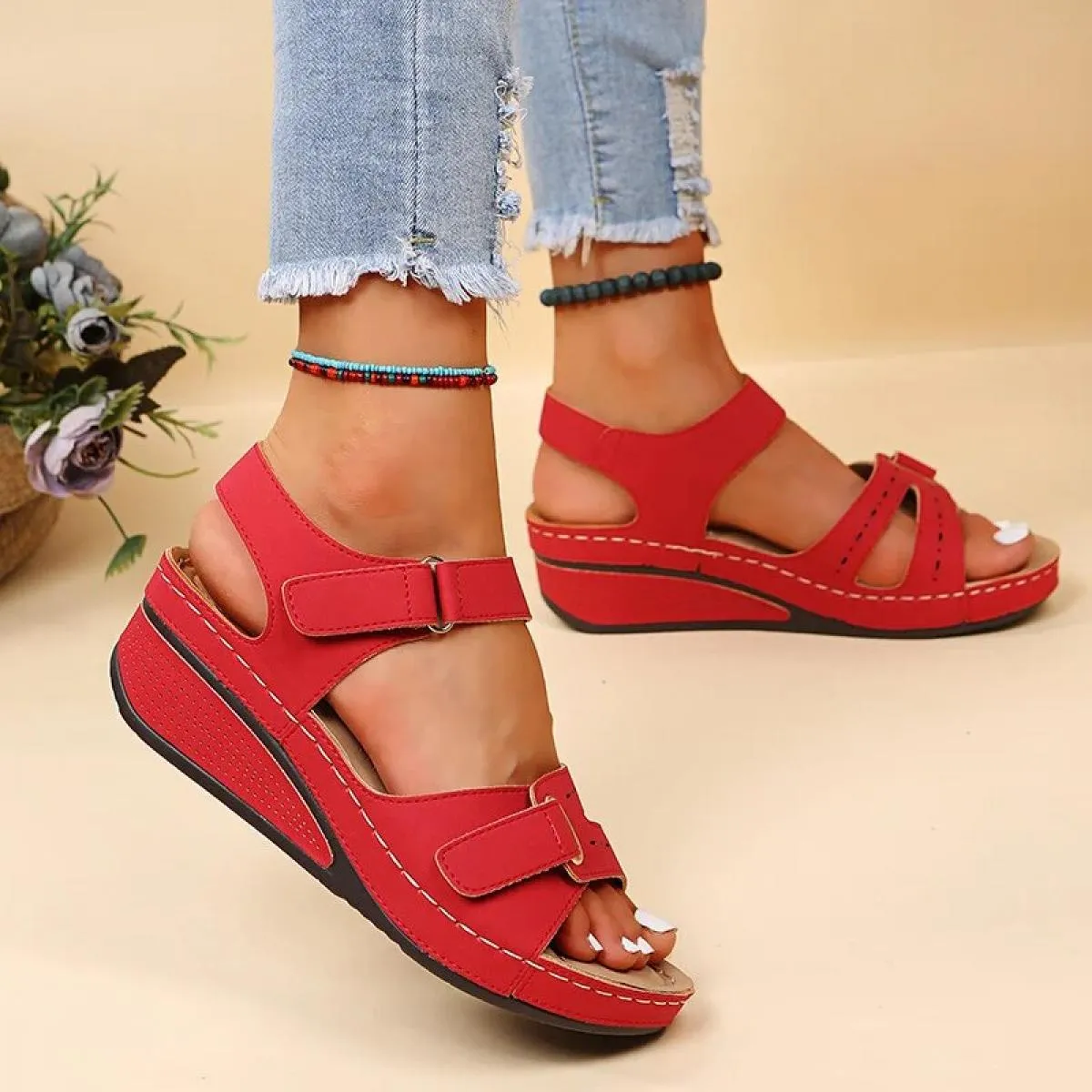 Scarpe da donna 2023 Vendita calda Sandali da donna di base Retro Suola morbida Antiscivolo Scarpe da passeggio da donna Punta r