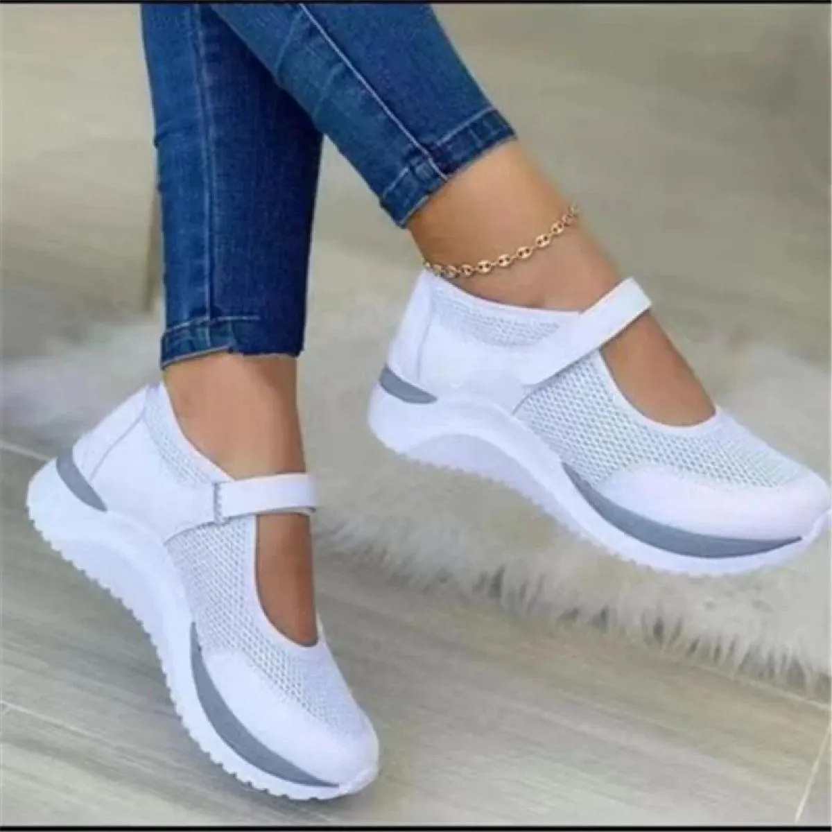 Scarpe in Mesh traspirante scarpe da ginnastica Casual con plateau da donna 2023 nuove calzature da passeggio da viaggio all'ape