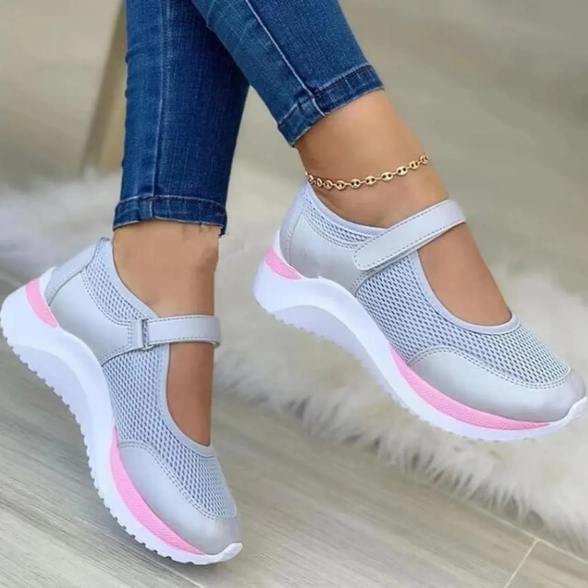 Scarpe in Mesh traspirante scarpe da ginnastica Casual con plateau da donna 2023 nuove calzature da passeggio da viaggio all'ape