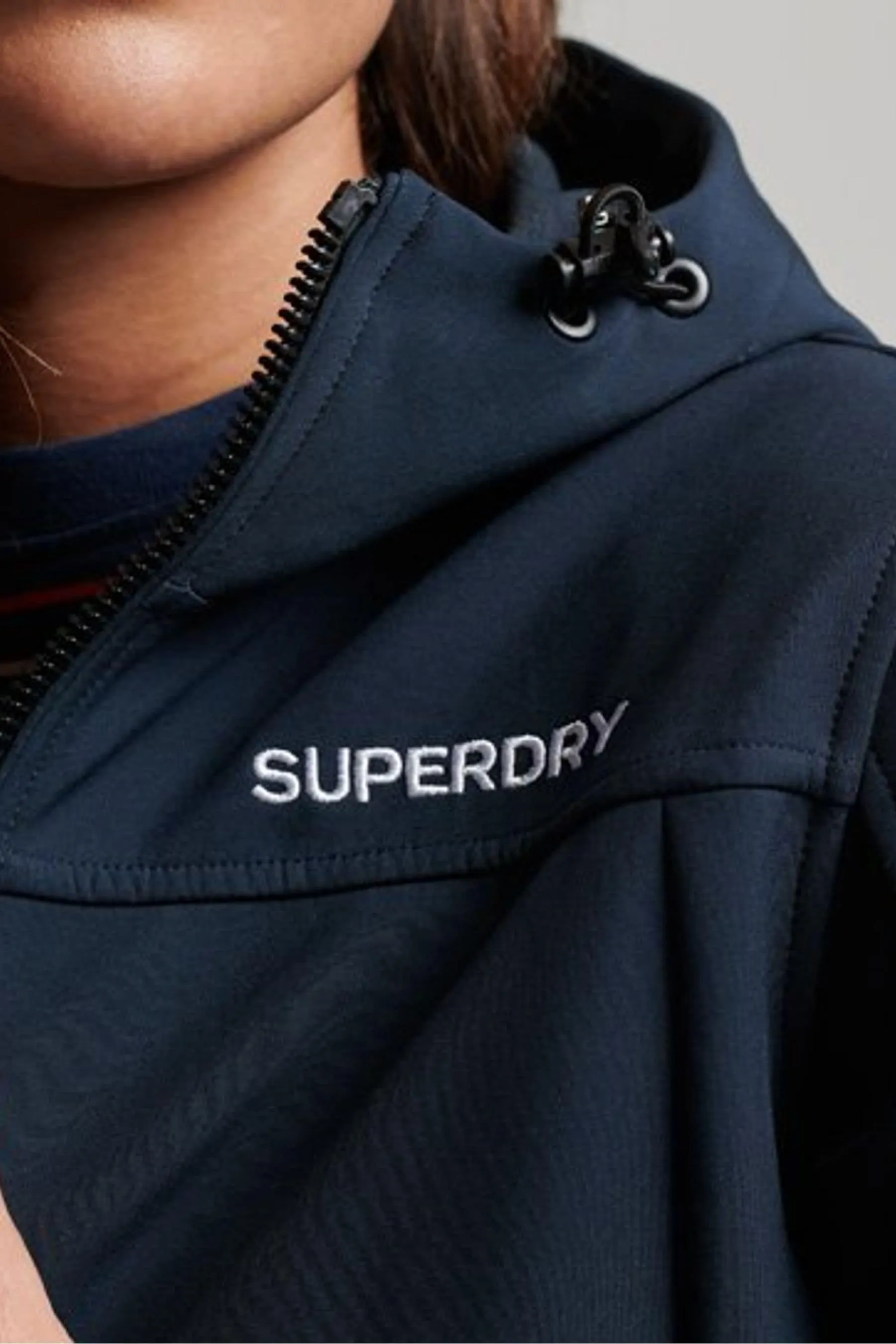 Superdry Code - Giacca softshell Con cappuccio stile trekking    